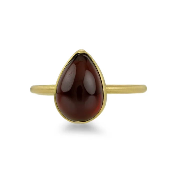 Rings Gabriella Kiss 18k Yellow Gold Pear Shaped Garnet Ring