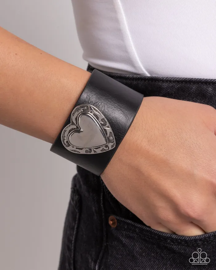 Bracelets Decorated Debut Black Heart Bracelet Jewelry by Bretta Paparazzi Accessories