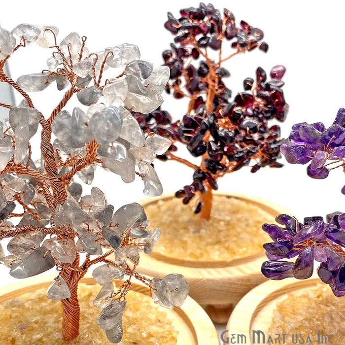 GemMartUSA Grey Chalcedony Handcrafted Tree Of Life Glass Box Enclosed Tree Home decor Crystal encrusted Tree Healing Gemstones Ornamental Decoration Necklaces
