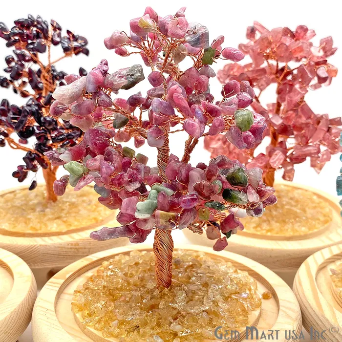 GemMartUSA Grey Chalcedony Handcrafted Tree Of Life Glass Box Enclosed Tree Home decor Crystal encrusted Tree Healing Gemstones Ornamental Decoration Necklaces